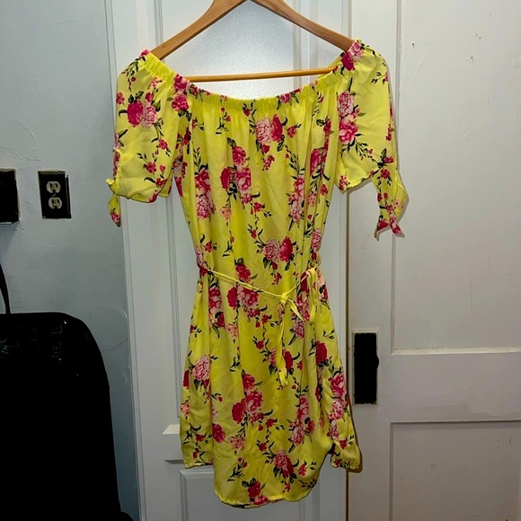 Mini floral dress - Picture 1 of 2